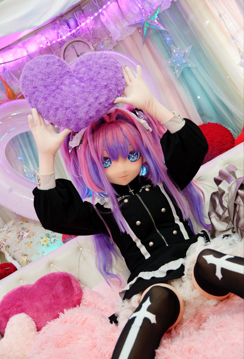Sheltime's tweet photo. 昨日スタジオ撮影してきた⤴️

お洋服はメイド風衣装💜
#Kigurumi
#cosplay
＃マエスタ https://t.co/lU1gXvLvpd