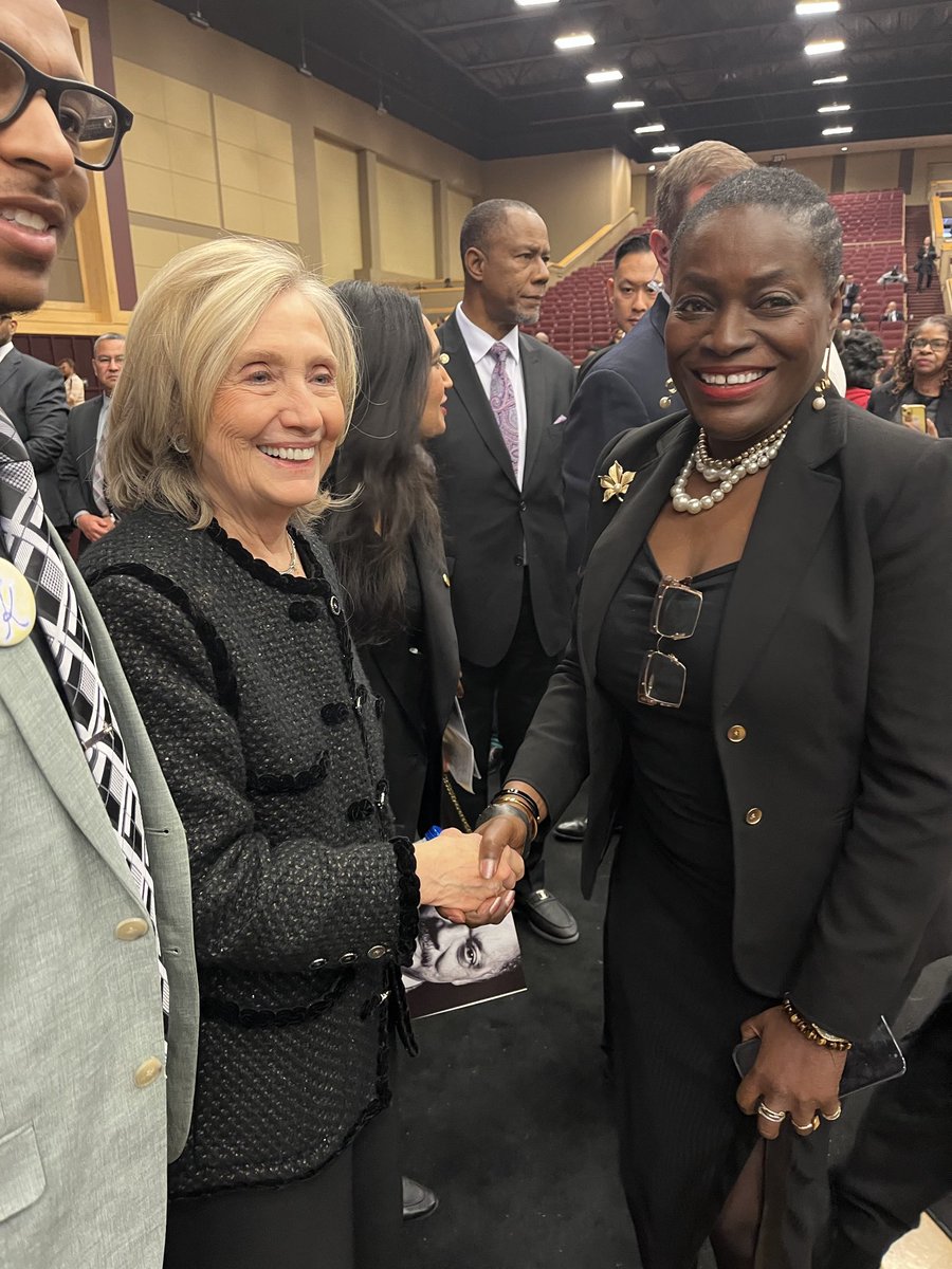 angekwemo's tweet photo. Happy 250th Birthday, America! 🇺🇸

I came here in 2001 in search of freedom and opportunity. This country gave me both—and the privilege to serve. Democracy is never guaranteed. It must be cherished, defended, and renewed by every generation. God bless America. #America250 https://t.co/AFaK7aieGT