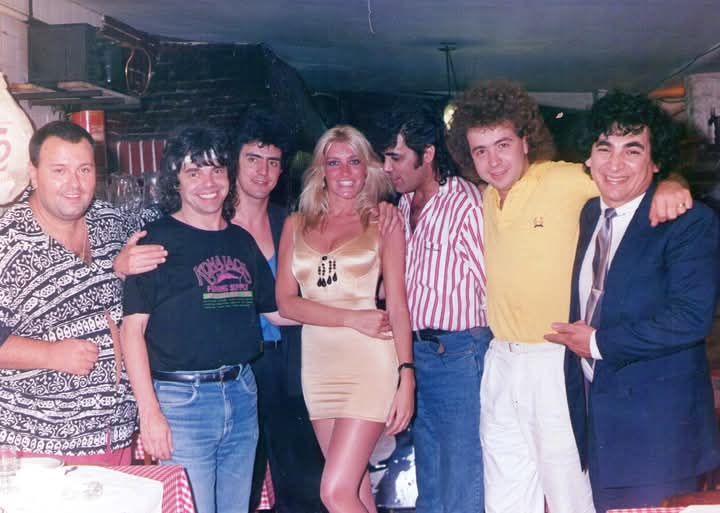 alereclus's tweet photo. rare picture of Live Aid (1985) https://t.co/QoMSsywEey