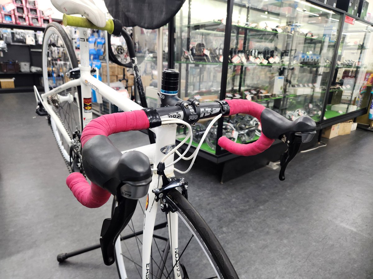 cycly_kawagoe's tweet photo. 本日紹介の1品

ルイガノの｢LGS-RSR1 ドロップカスタム｣

フラットバーロードのドロップカスタム！
イーストンのアルミパイプ&amp;105装備
小柄な方にオススメ！

https://t.co/pfKJ8epG79

#サイクリー / #ロードバイク / #買取強化 / #川越 / #試乗可能 / #有酸素運動 / #掘り出し物 / #カスタム https://t.co/lqgXOGWDEq