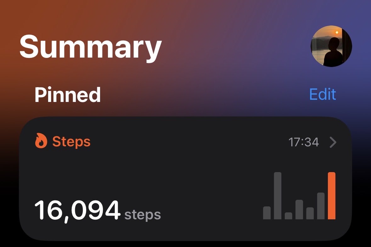 emilykangdev's tweet photo. I guess that’s what walking for 3h does https://t.co/sQFa0ZnAKm