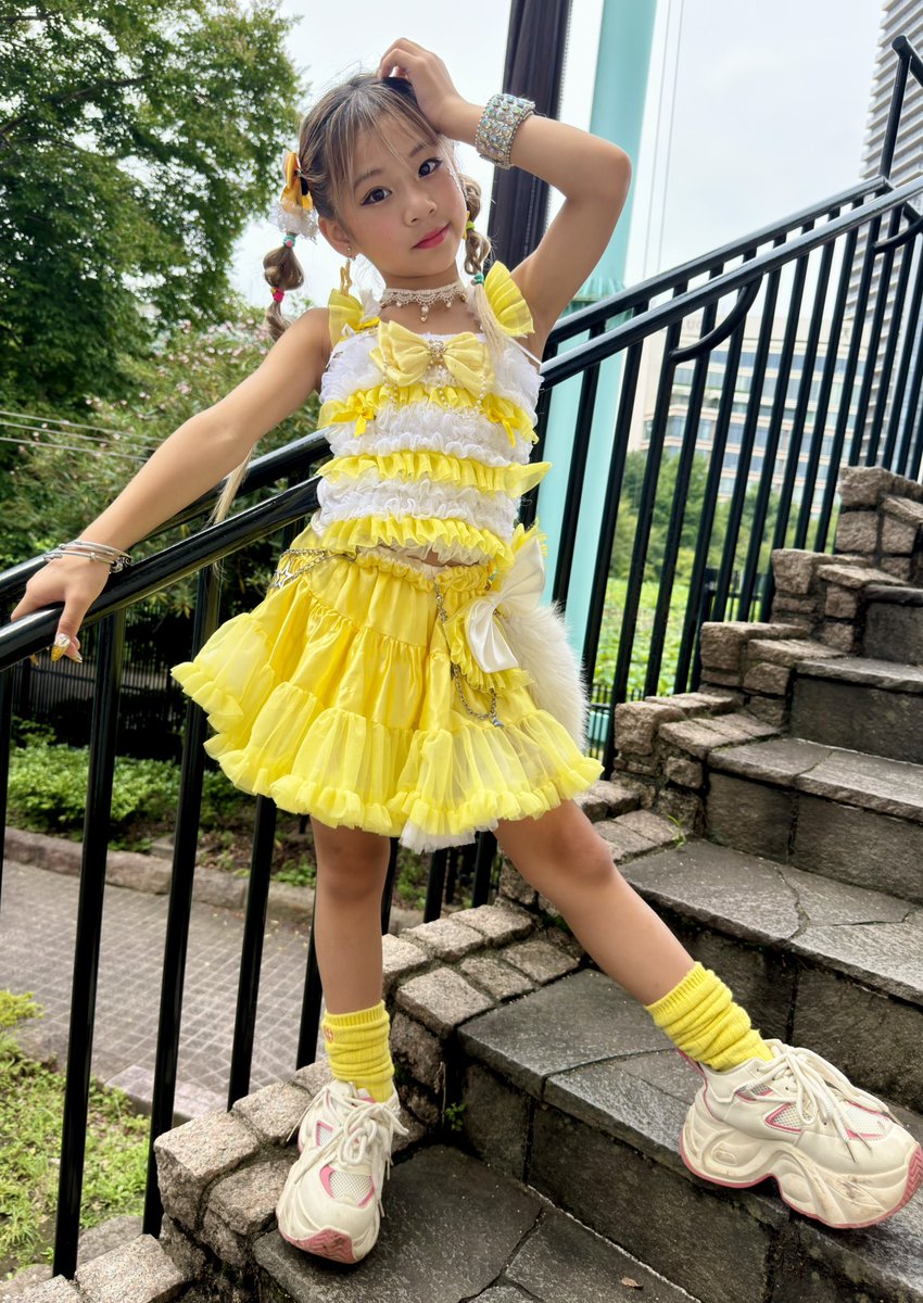 大幅値下げ‼️【あいなちゃん着用】 yellow ブーツ Mサイズ 昨日のAIN💛inアイゲキ上野水上音楽堂 秒撮編📸 ネイルで目潰し攻撃を