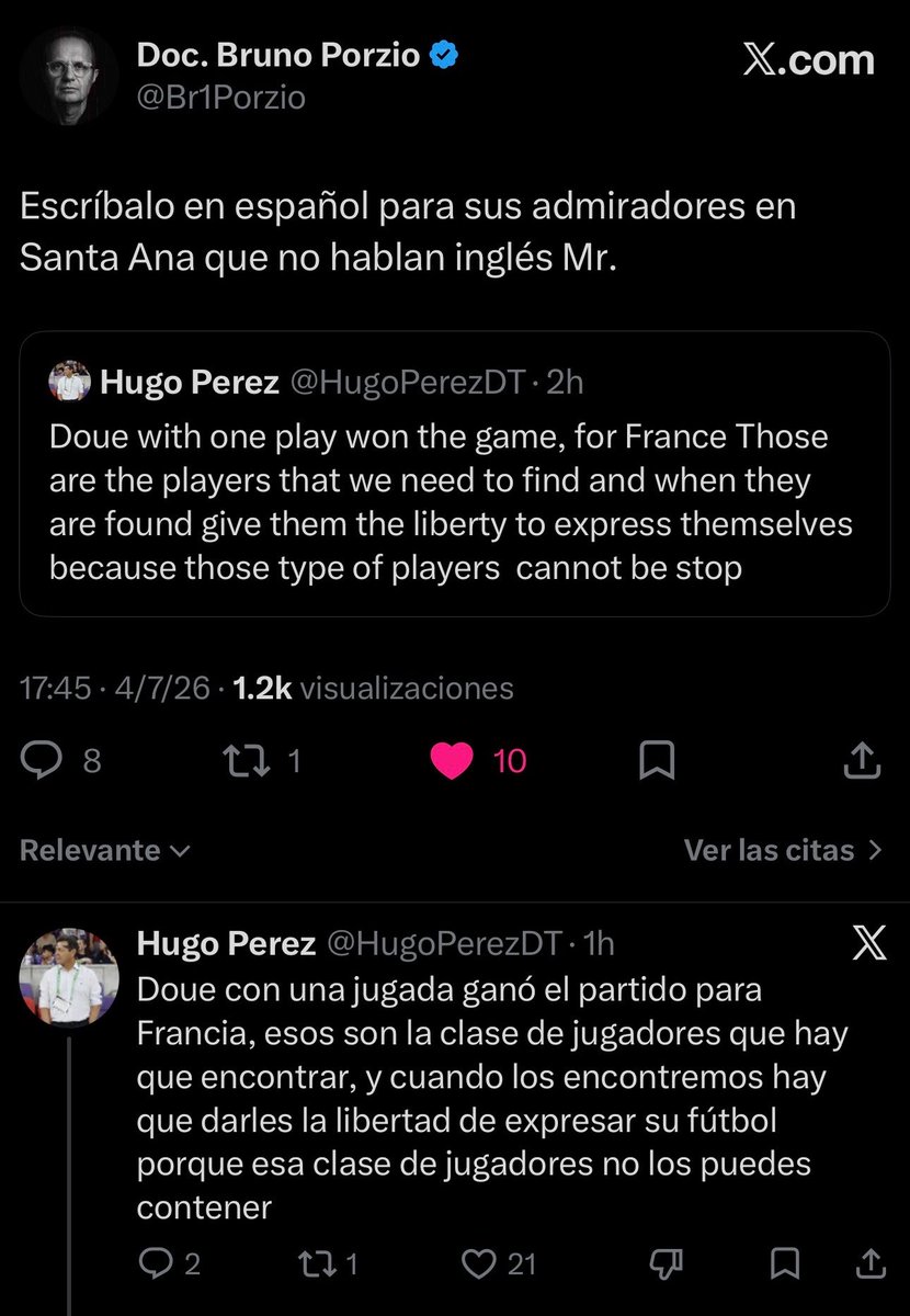 CronicasPrimera's tweet photo. jakdjaksjaja HUGO PÉREZ HACIENDOLE CASO ME TIENE COMO LOCO https://t.co/EGp69fcjhn