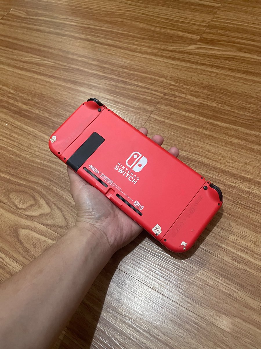 arial900's tweet photo. WTS Nintendo Switch V2 Mario Bros Edition￼
Lokasi Depok

Cod boleh daerah Jaksel

#nintendoswitchdepok #wtsdepok #wts https://t.co/AscRUdnbEr