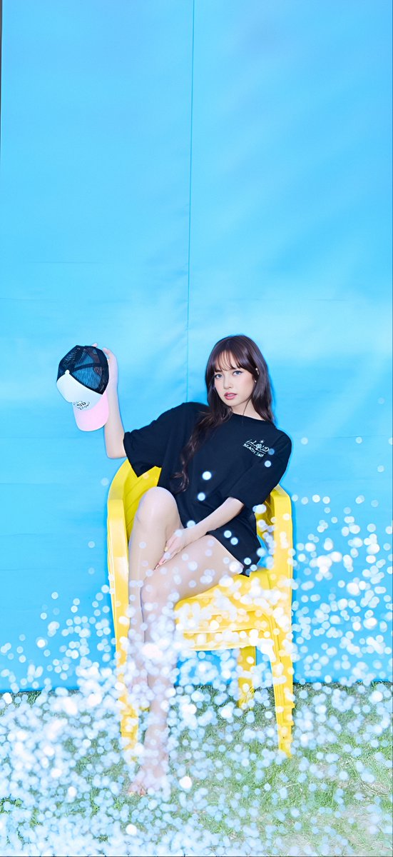 lalisalocks's tweet photo. @wearelloud @BLACKPINK LLOUD BEACH CLUB #LALISA #리사 #ลิซ่า @wearelloud #LLOUD @BLACKPINK #BLACKPINK https://t.co/C5y3TOlqvT