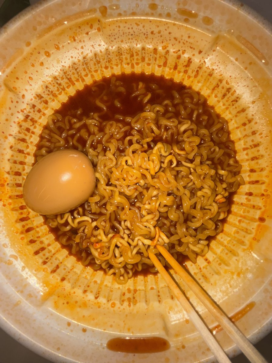 ddoddomuk's tweet photo. 왕뚜껑 국물라볶이
왜유명한지알겟는맛.. https://t.co/R6QPRoqH9k