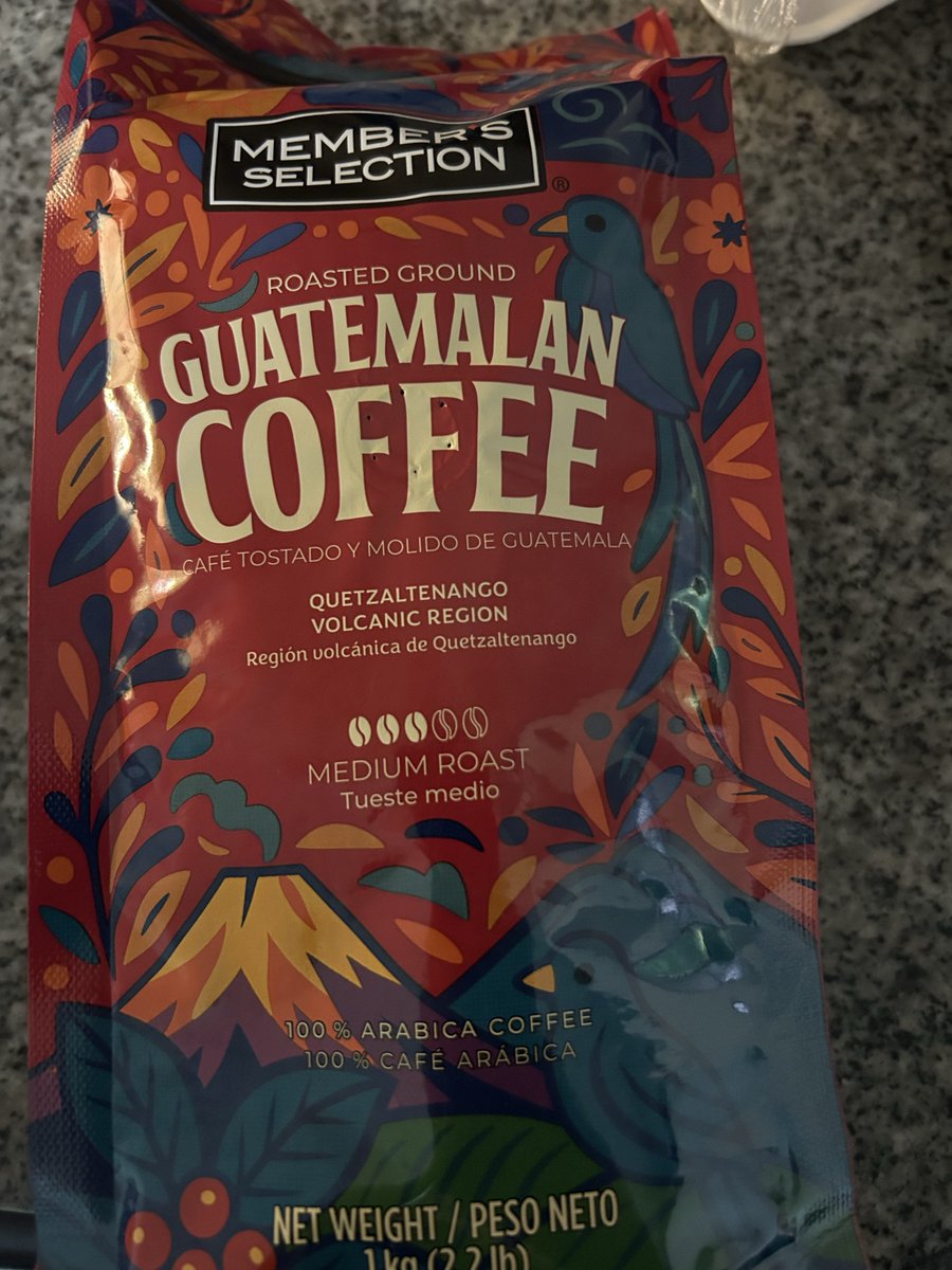 CesrTo85's tweet photo. Venden este café en pricemart, hecho en San Diego EEUU. Fue y vino, y aún así es más barato que los producidos aquí. https://t.co/JCTlqrAqEb