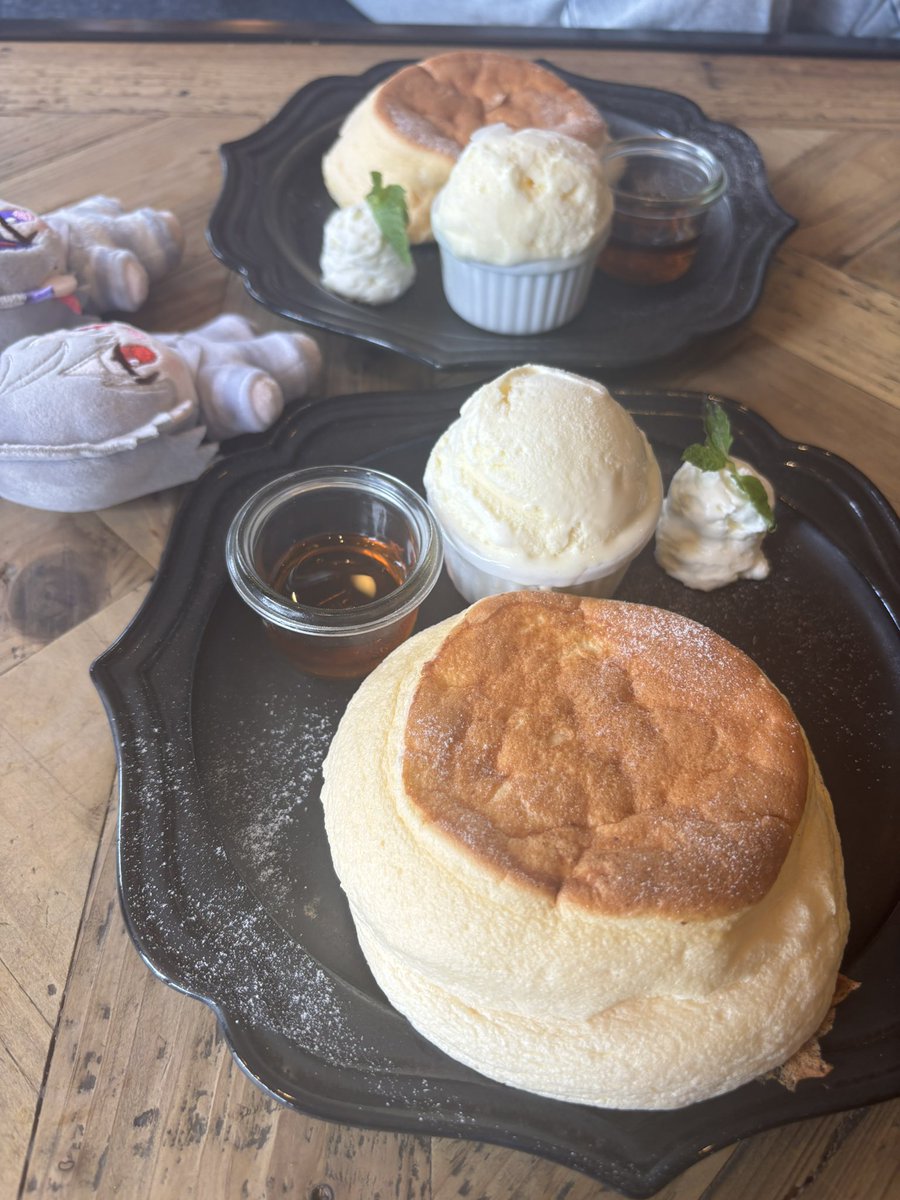sky763mono's tweet photo. パンケーキってどのタイミングで食べるのがベスト何でしょうか。。。🥞🍽 https://t.co/TF6QnXs1kl