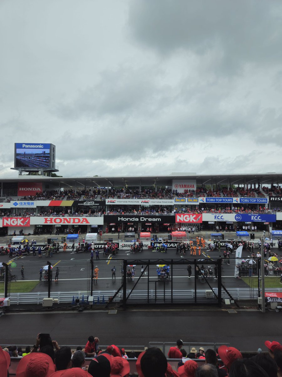 RyotaO9's tweet photo. #Hondaガチャ2026 #Honda8耐5連覇
鈴鹿8耐2026! https://t.co/ruaxxAy5ir