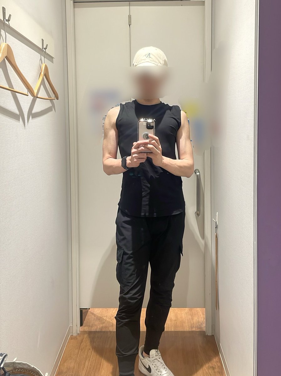 EnglishBodymake's tweet photo. 本日もワークアウト終了☑️
筋トレで体調と体型��整える！
#筋トレ https://t.co/aPYLSOiQyT