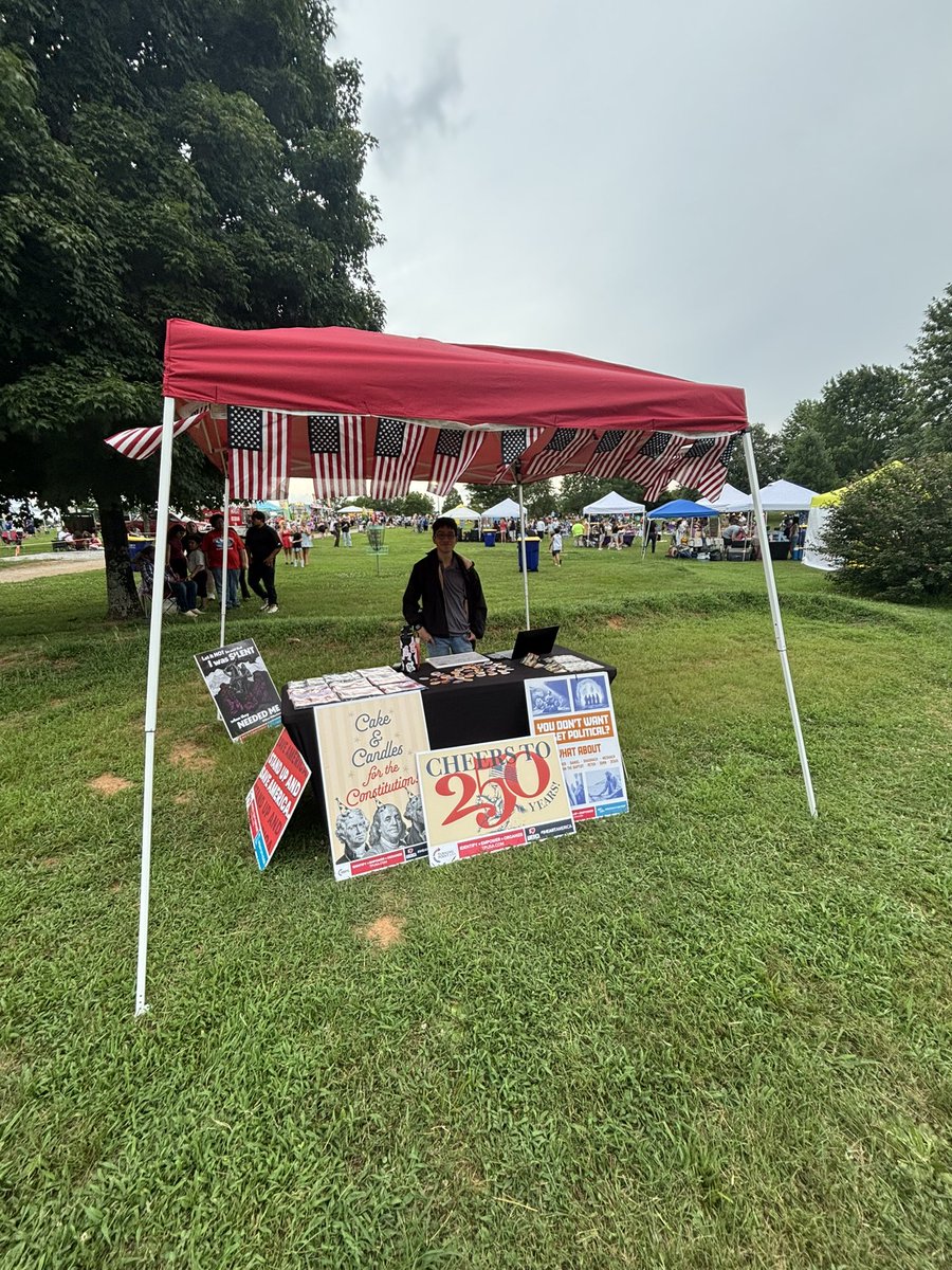 TheWyattEdmonds's tweet photo. Absolutely amazing day yesterday getting out and getting people ready to vote in November. Even better getting to celebrate the best country ever. Happy Birthday, USA @tpusastudents #biggovsucks #govote https://t.co/0c6MrRGlfz