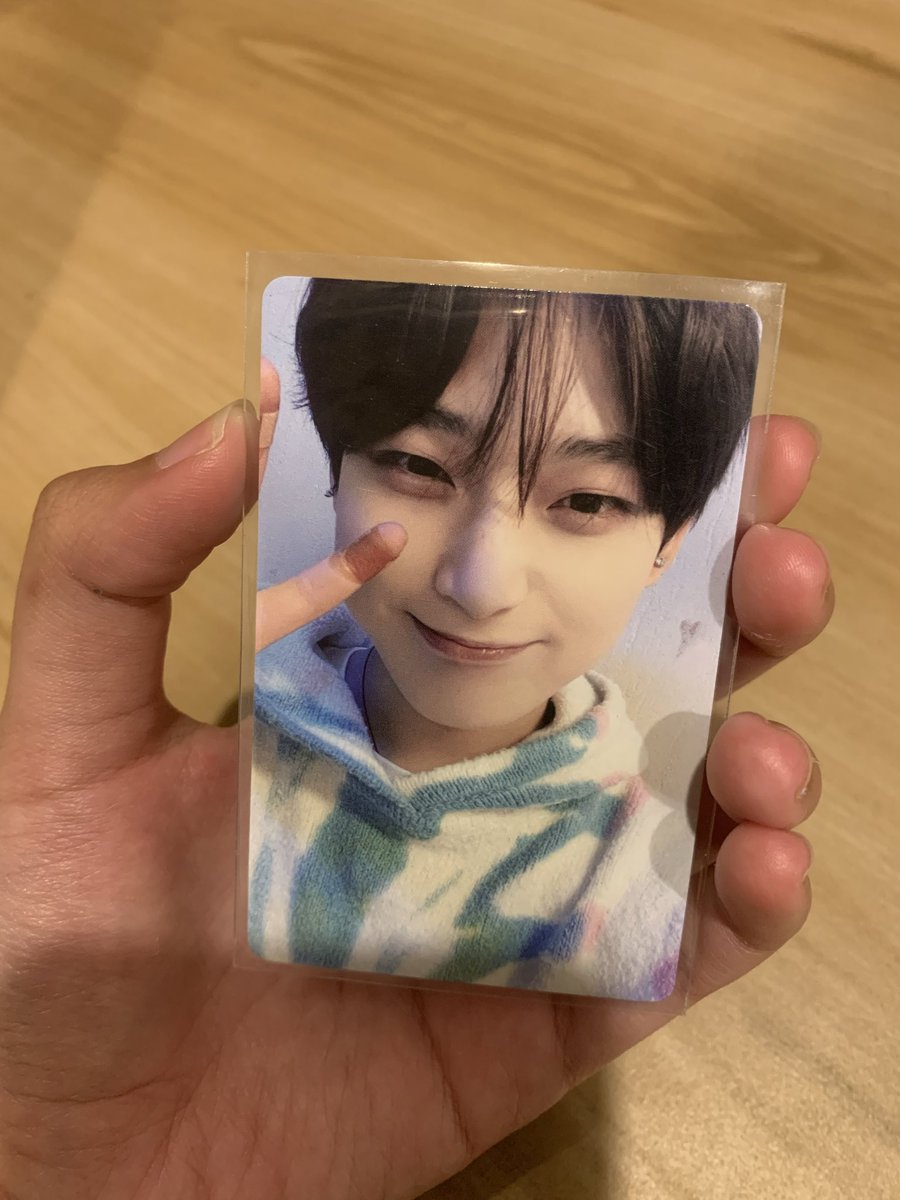 nvmind88's tweet photo. #ensell wts 110k. Dom bekasi. Bisa oren dan keep event with dp yaaa. Exc adm shopee https://t.co/jrIYAufhMq