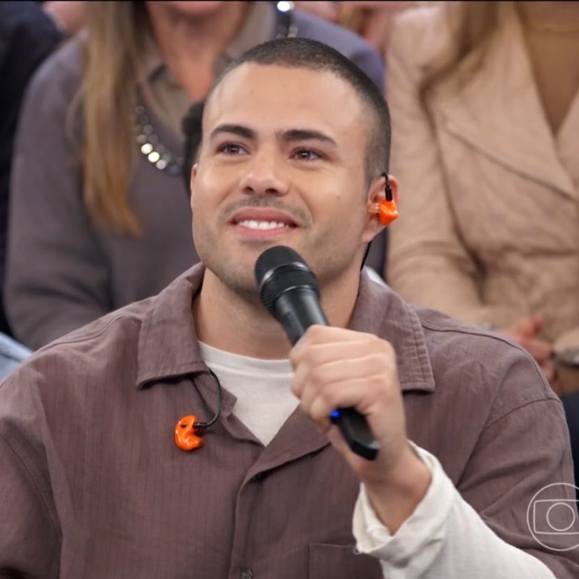 guxtavenho's tweet photo. te amo pedro calais te amo https://t.co/JU7giYxu3l