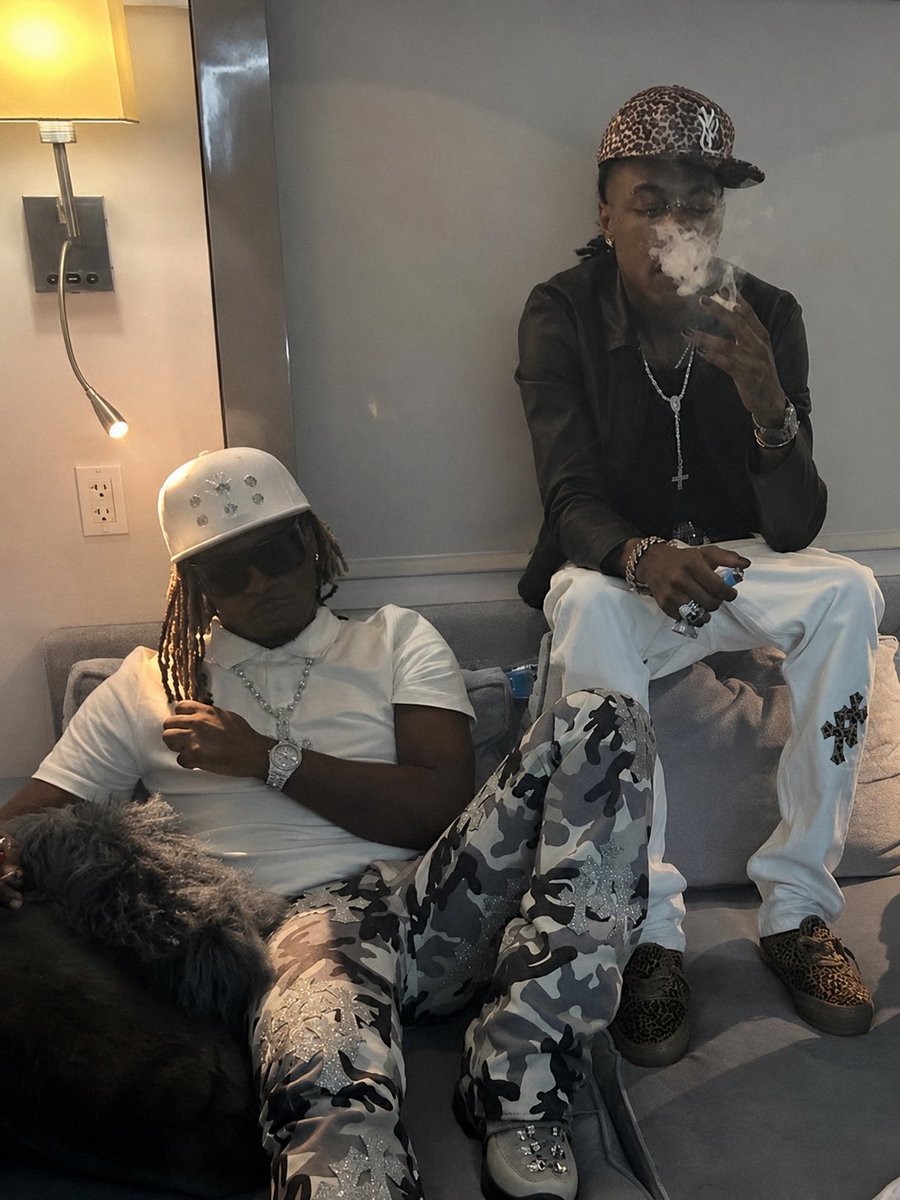 Rap's tweet photo. KEN CARSON
DESTROY LONELY

00TWINZ

OCTOBER 30TH‼️🚨 https://t.co/JBej6oL3Hd