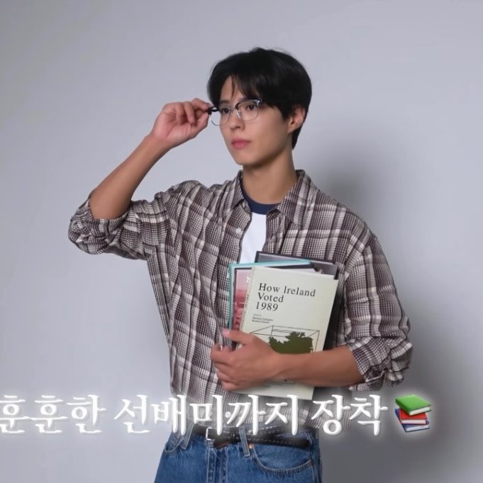 loveleegummie's tweet photo. 너무 잘생겼어요!!!!! ㅠㅠ @BOGUMMY https://t.co/lt6IFe5kgG