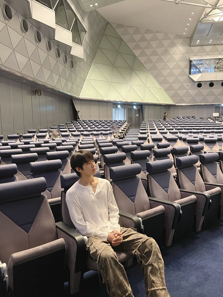 newbeat_jp's tweet photo. \\📢本日‼️//

#ミンソク が出演する
「Your Sky ハレのち恋」Special Premiere：第1話上映会が開催されます✨

🕑 1部 14:00
🕕 2部 18:00

イベントを一緒に盛り上げるために、
**本日12:00より**下記のKey・ハッシュタグを付けてぜひ投稿してください💙

🔑 YOUR SKY Hare Nochi Koi
#️⃣ #.YourSkyJP_Premiere
※ポストしていただく際ハッシュタグの後ろの点(.)を外してください

皆さんのたくさんの応援をよろしくお願いいたします！

#ユアスカ #YourSkyJP #ダオン
#NEWBEAT #뉴비트 #ニュービート
#MinseokPark #박민석 #パクミンソク