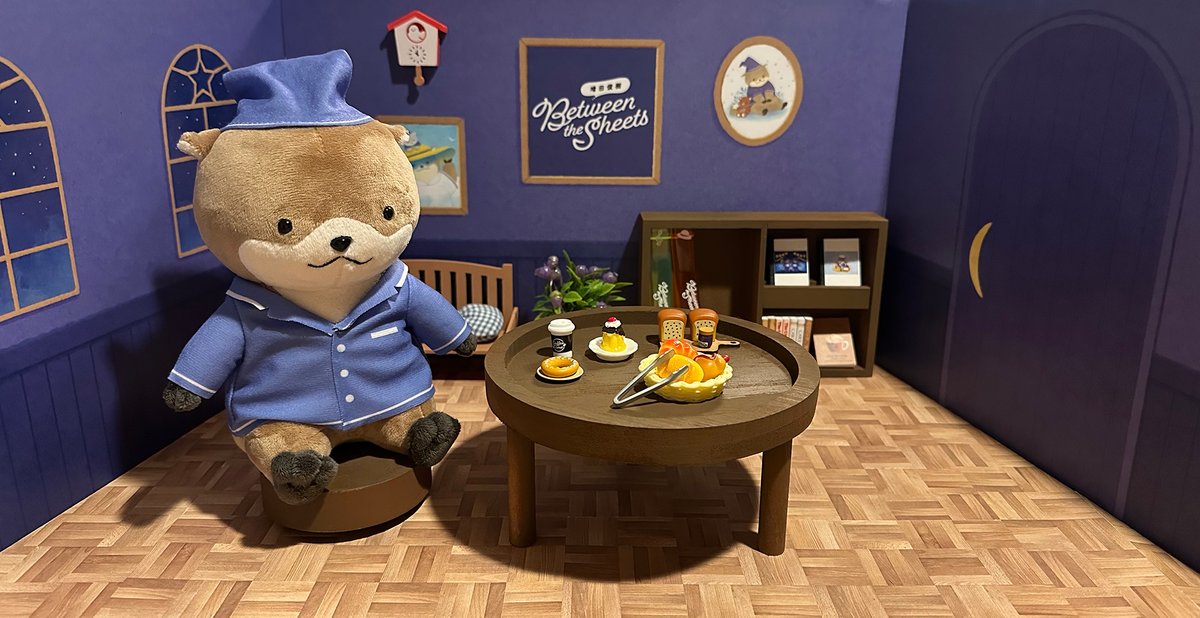Sheets_radio's tweet photo. 【スタッフ的「カワウソくん お座りぬいぐるみ」撮影】
上手く撮影出来なさそう…とフアンな方はぜひお試しください📷

・アスペクト比は「16:9」
・上下左右には余裕を持たせて…
・余分な箇所はトリミング✂️
・正面もしくは少し斜め上から撮影📷

これで上手く撮れる…といいな…。

#m_sheets https://t.co/NRnh6p9vd8