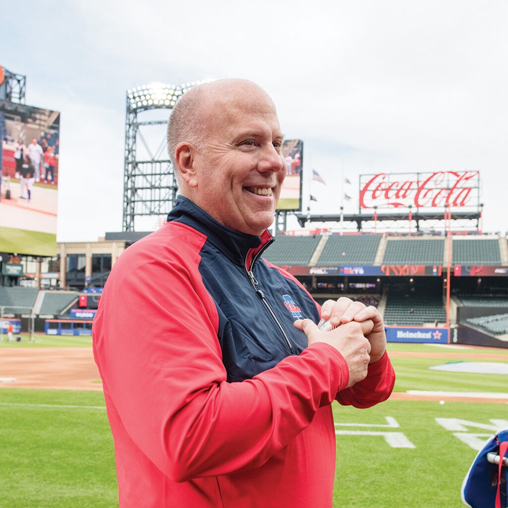 PhilsTailgate's tweet photo. Happy 58th Birthday to Phillies Broadcaster Tom McCarthy! https://t.co/bDJFTGVwJG