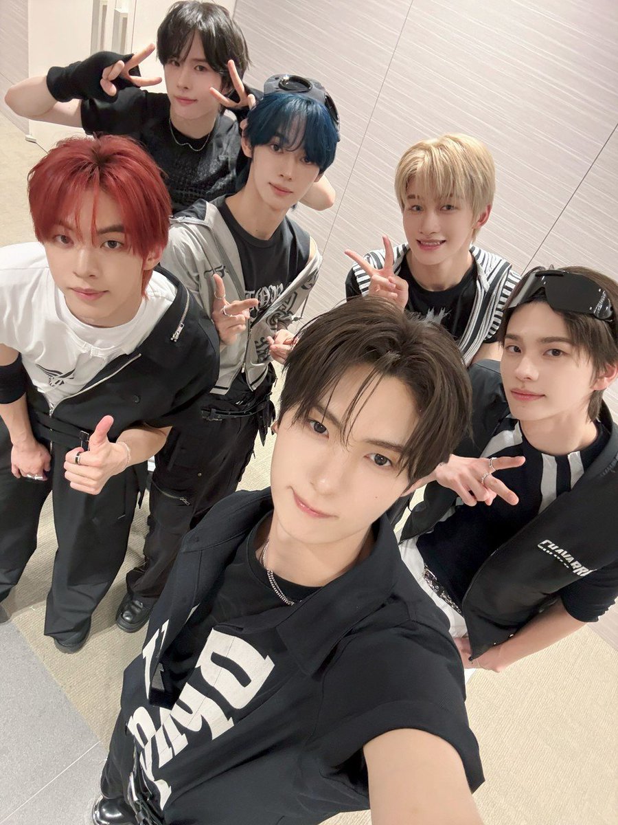 TWS_INTL's tweet photo. [PHOTO] 260705

TWS Japan Official Line Update

"​We are so happy that we were able to perform at 「THE MUSIC DAY 2026」 again this year, just like last year! ✨
Everyone, did you watch it live～? 👀
We performed while thinking about all of you who always support us.
I hope those feelings came across to you! 🫶"

#TWS #투어스 #247WithUs @TWS_PLEDIS