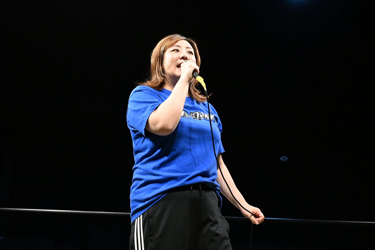 yunamanase's tweet photo. 昨日も同じ手術を経験した方や医療関係のお仕事をされている方が会いに来てくれました。どんどん戦友が増えていきます🤝
「子宮筋腫」「卵巣嚢腫」と発表したことで、自分やパートナーの身体について考えたり、婦人科へ行くキッカケになったと言ってもらえて嬉しかったです。
#GanPro https://t.co/EceUd85Q0g