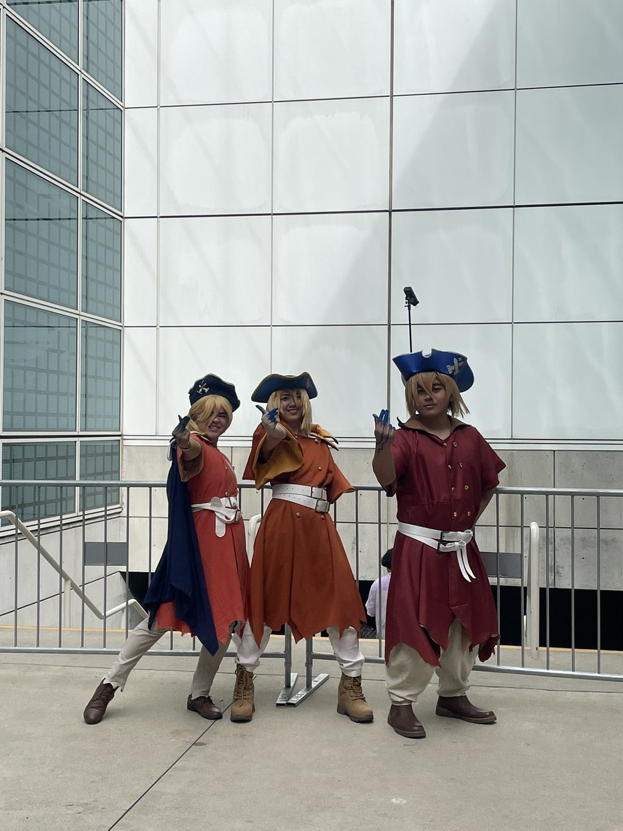 horusyou's tweet photo. photos taken at anime expo 2026 during the dr stone cosplay meetup!!! https://t.co/d1qpIANxm5