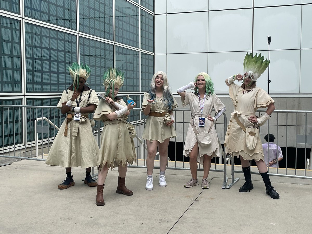 horusyou's tweet photo. photos taken at anime expo 2026 during the dr stone cosplay meetup!!! https://t.co/d1qpIANxm5