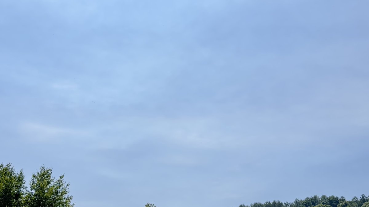 DBP_LifeLab's tweet photo. 今の空。
ハロは見えないけれど環水平アークは見えてますー🌈
わかるかな？ https://t.co/AnU1f6wGwo