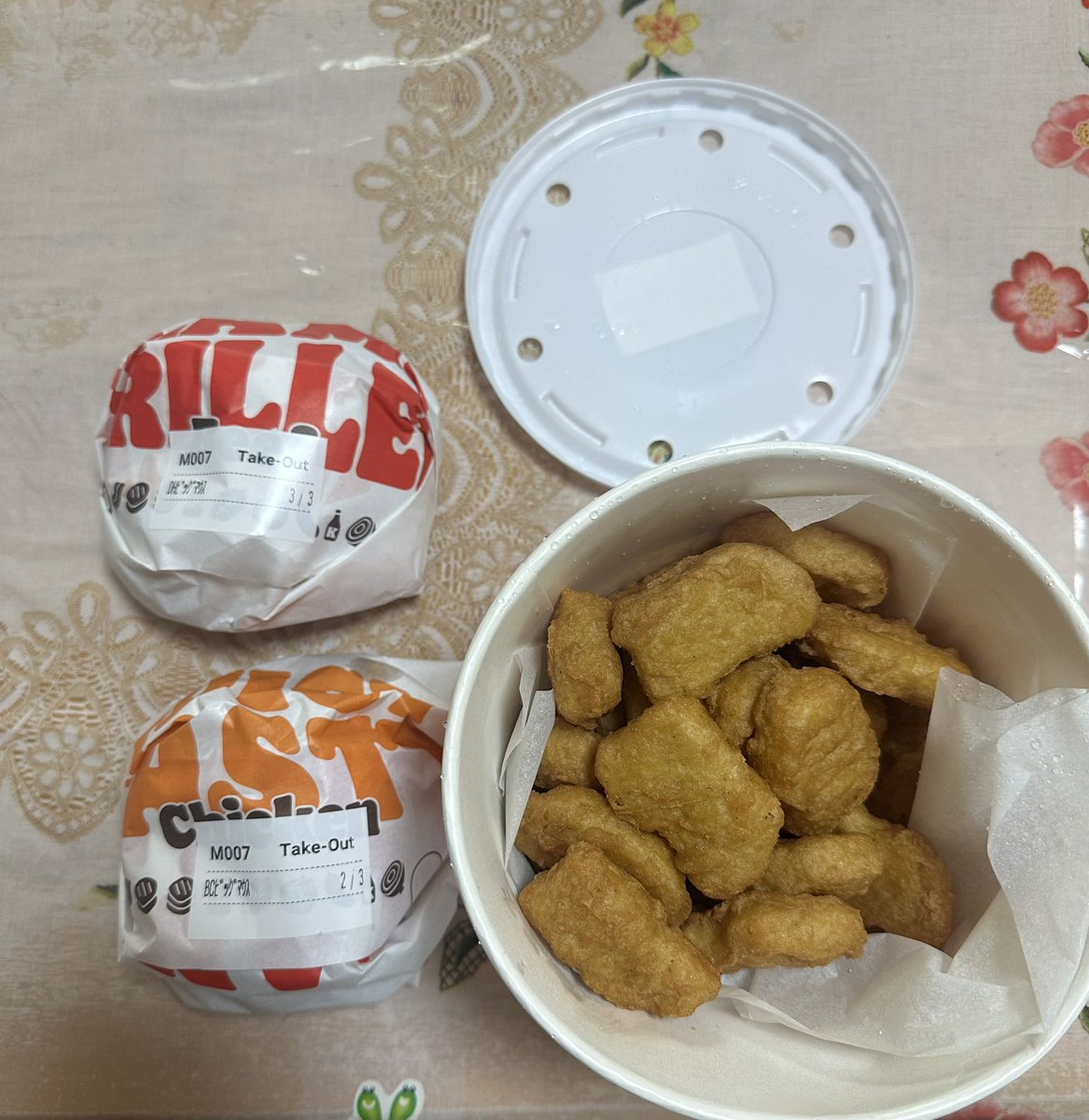 murikuri_71's tweet photo. 邪道バーガーは
よせーーっ https://t.co/z0VzvEl2iB