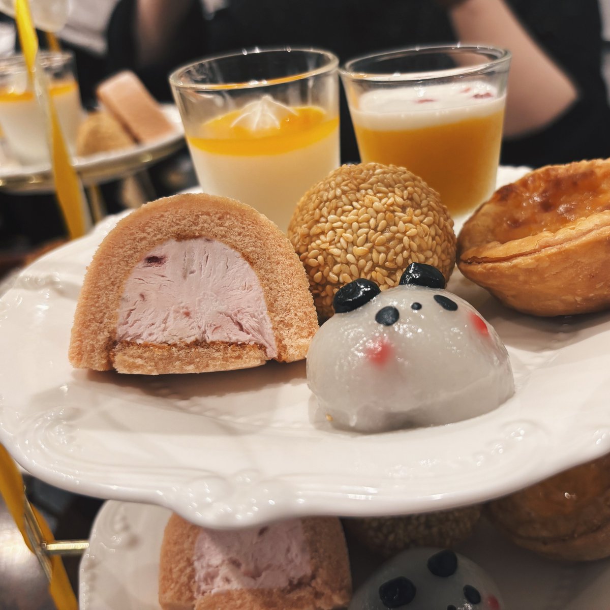 morimachiyuca's tweet photo. 昨日飲んだ香港ミルクティー美味しかった　香港アフタヌーンティーは最高 https://t.co/GFgahAzqs2