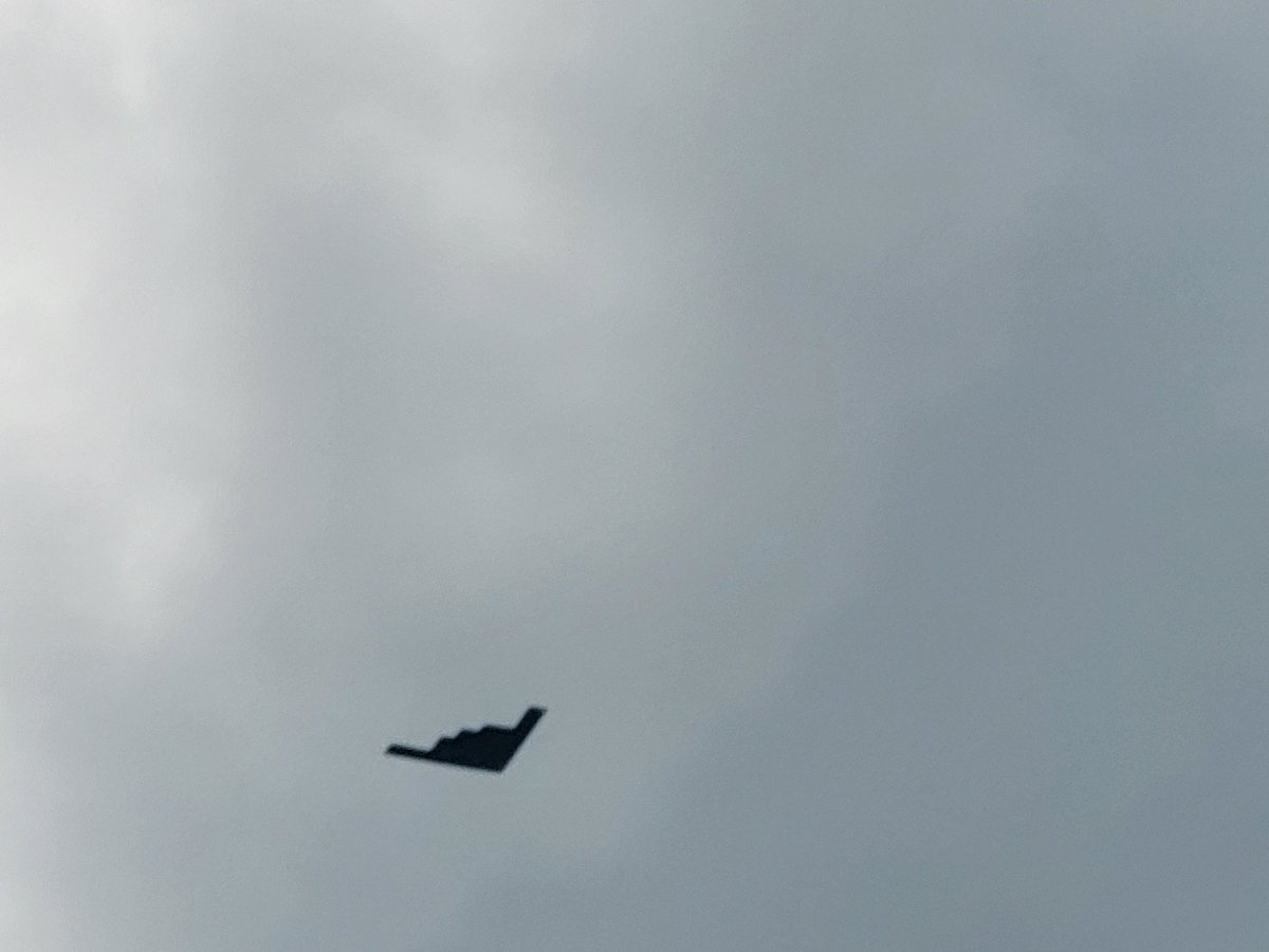 Godscape99's tweet photo. @nicksortor They flew over Fredericksburg.  Surprised us all! https://t.co/9lWxkojdRs