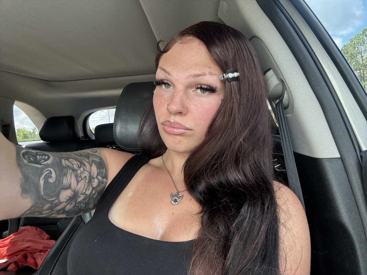 yafavts's tweet photo. can i be ur good girl ? 

#trans #tgirl #ts #nsfw #fem https://t.co/E2BxsLJIlr
