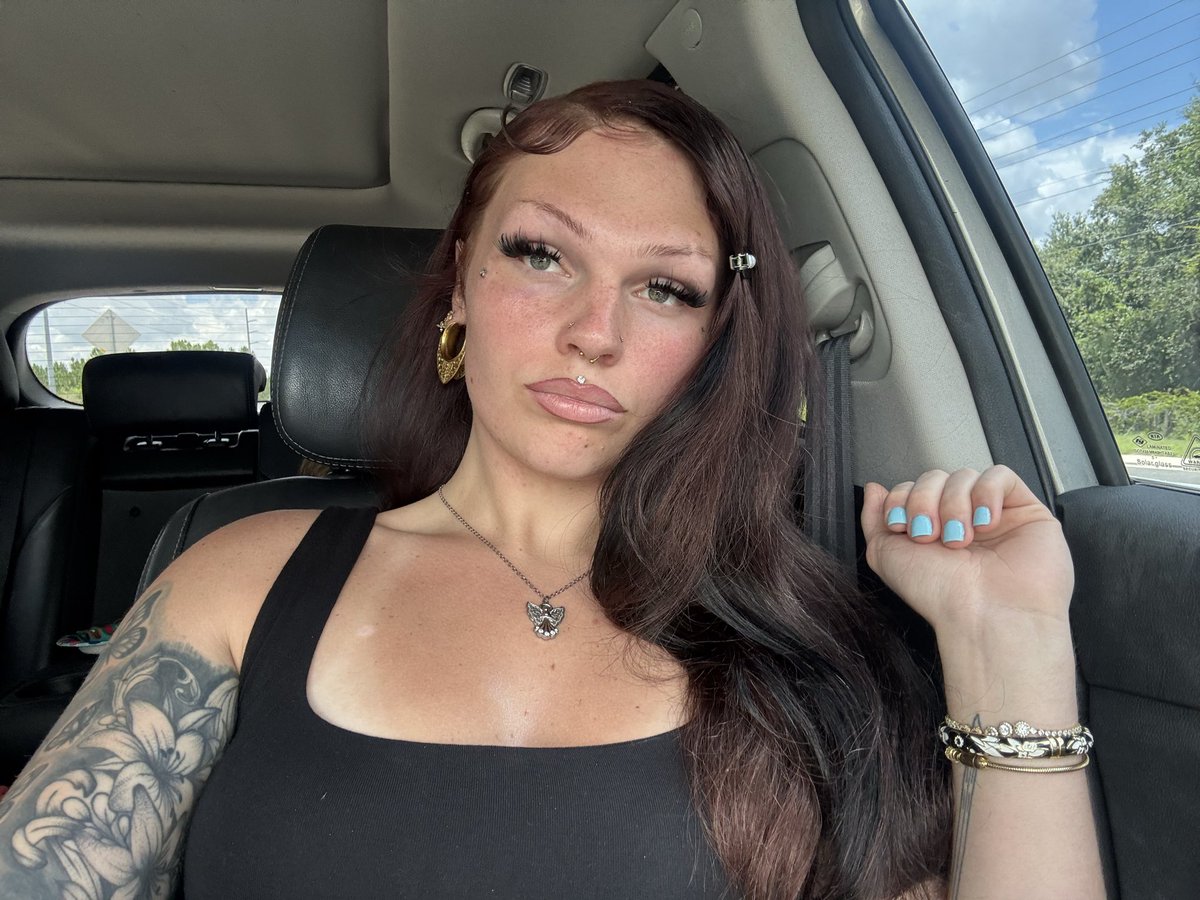 yafavts's tweet photo. can i be ur good girl ? 

#trans #tgirl #ts #nsfw #fem https://t.co/E2BxsLJIlr