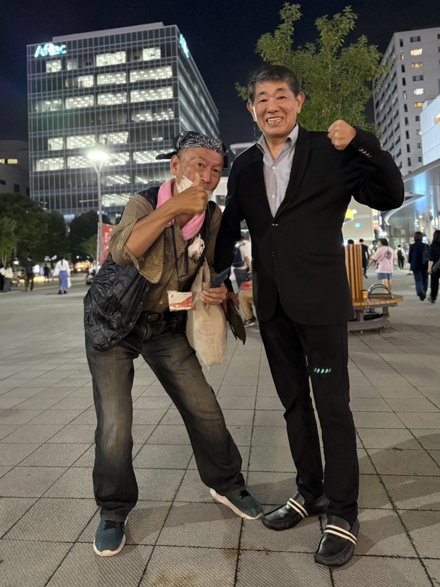 2Cqdm's tweet photo. 国崎先生おはようございます、ヒロです、調布市長選挙参加し、井上こうし候補、尾崎大介、伊藤達也、世田谷区、手塚よしお先生、山根良平市議に、お目にかかれました。 https://t.co/NwHB2AhONd