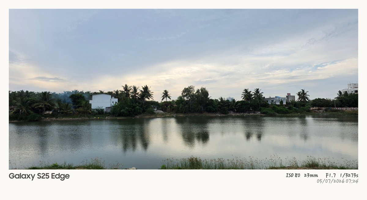Siva_Bharani's tweet photo. How is it?
We can make it more dramatic
I did not edit and it is all stock
Shot on #S25Edge #NoEdit https://t.co/CCSlFuyMYk