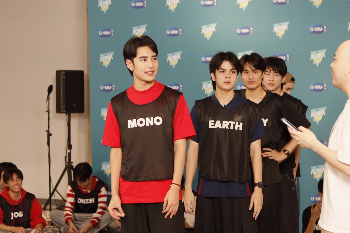 ProjectAlphaTH's tweet photo. จบไปแล้วกับ #TheAlphaCamp2ndLive  🌟
ขอบคุณทุกคนที่มาร่วมส่งกำลังใจและติดตามการฝึกซ้อมของเหล่า Alpha ตลอดไลฟ์ครั้งนี้ รวมถึงขอบคุณ พี่มาร์ค ภาคิน ที่มาร่วมเป็นศิลปินรุ่นพี่ ถ่ายทอดประสบการณ์ และให้คำแนะนำดีๆ กับน้องผู้เข้าแข่งขัน 

#ProjectAlphaNewClan
#GMMTV https://t.co/X7IjG3lfJL
