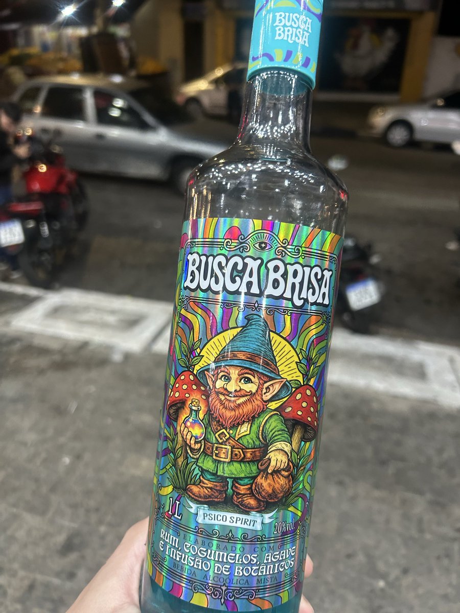 riruto's tweet photo. @canalmanikomio faz bebidas agora e eu não to sabendo? https://t.co/S41QIJQ4X1