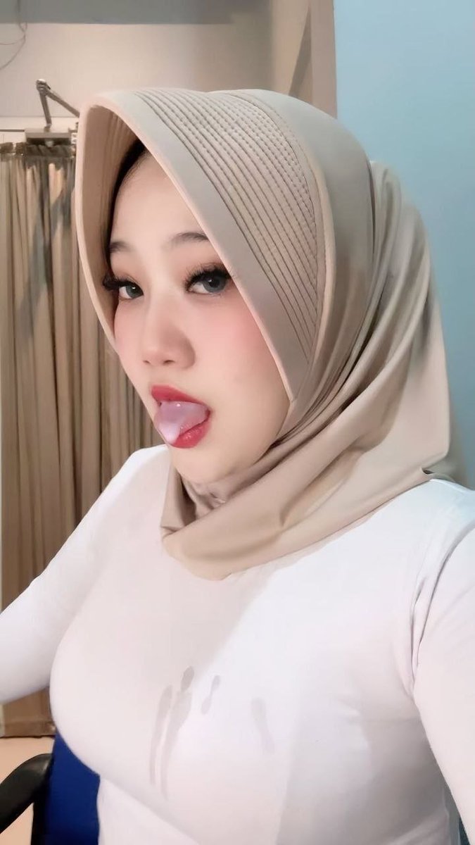 AsepGalon18's tweet photo. HIJABER HIKARU https://t.co/2GbcG9S7dW