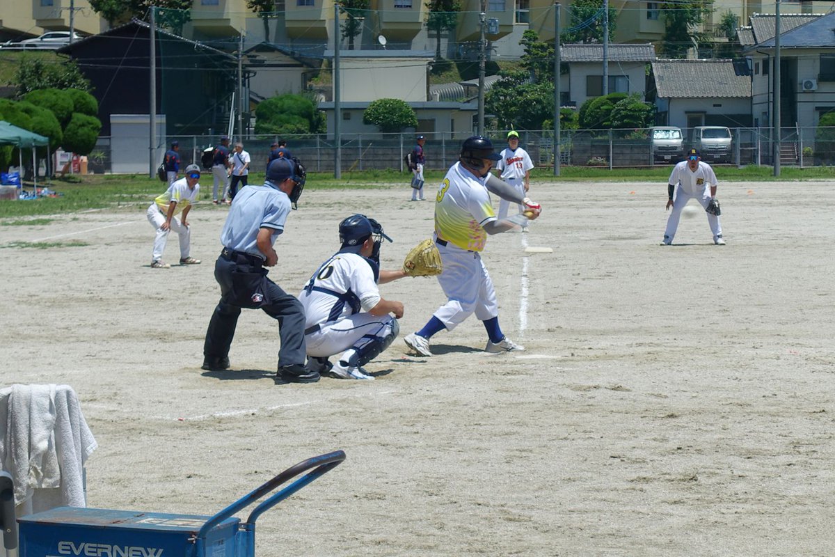 tani_cho's tweet photo. 6月28日(日)三菱グラウンドにて、今宿校区主催の🥎壮年ソフトボール大会が開催されました。
#谷町内会 #福岡市 #ソフトボール https://t.co/jzEO9T1ezt