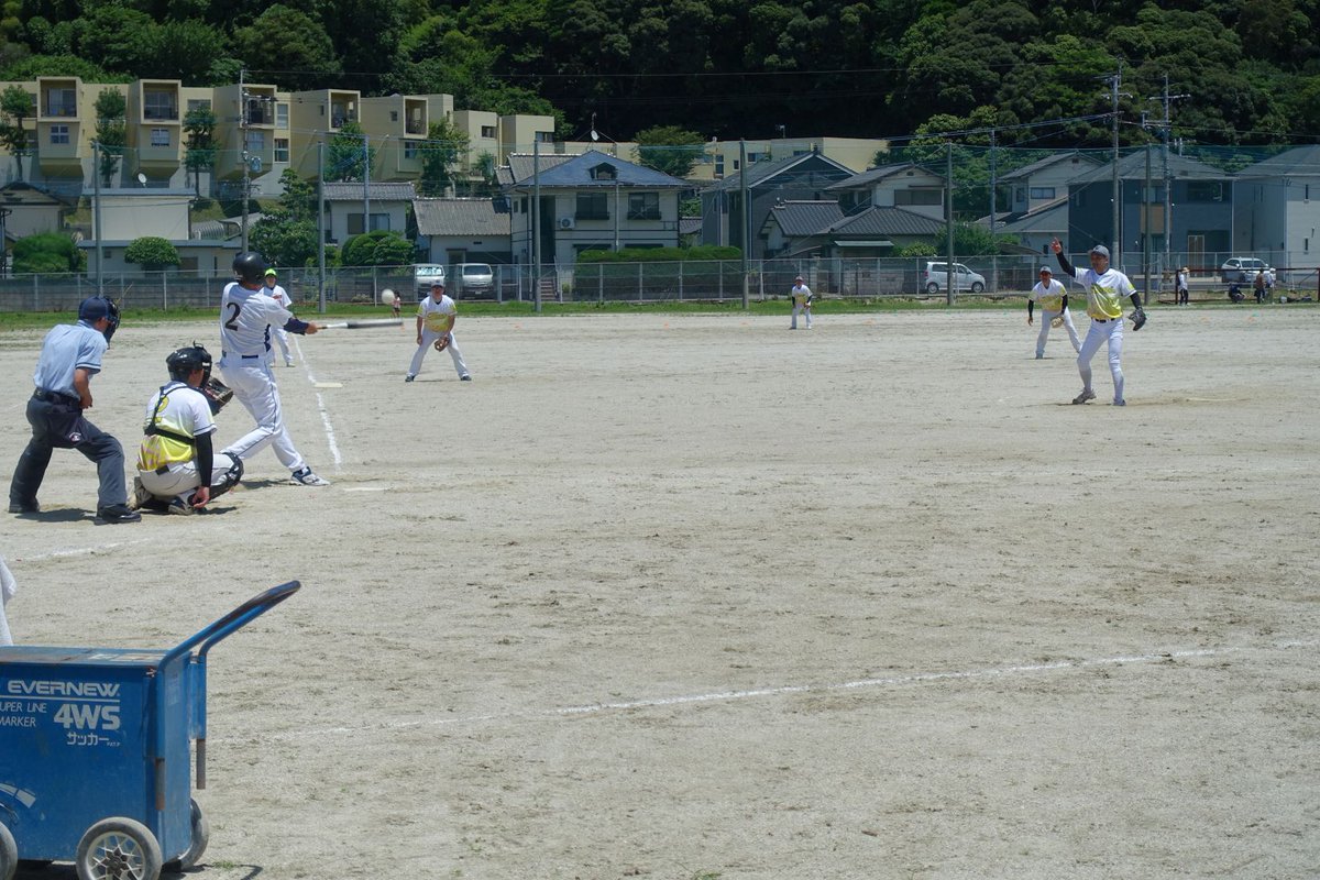 tani_cho's tweet photo. 6月28日(日)三菱グラウンドにて、今宿校区主催の🥎壮年ソフトボール大会が開催されました。
#谷町内会 #福岡市 #ソフトボール https://t.co/jzEO9T1ezt