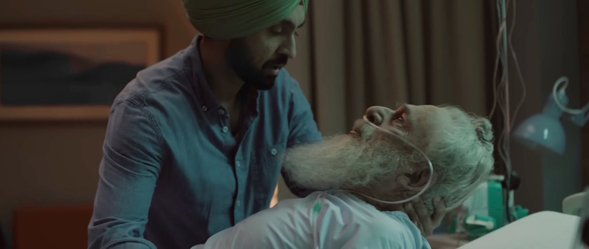 madhubeIIa's tweet photo. — #MainVaapasAaunga [potential spoilers]

not sure if this was intentional from the makers’ end but I can’t help but notice how apt diljit’s character name is in the film. — nirvair, defined as “he who has no enemies/he who does not bear enmity &amp; hatred towards anyone,” which + https://t.co/Fj2MD1rWbI