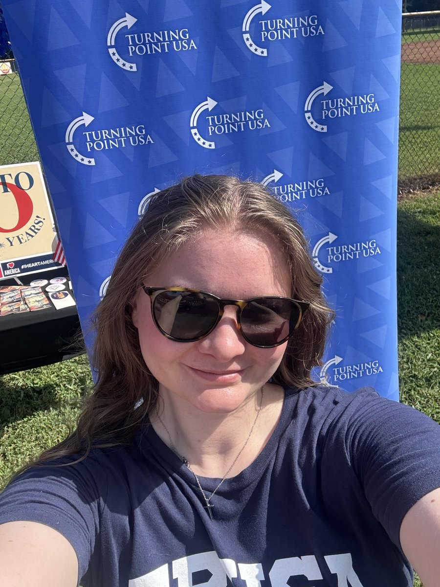 SarahPittman176's tweet photo. Happy 4th of July!!!!! Independence Day is a great reminder of how important it is to participate in elections! Only 3 days left to make sure you are registered! https://t.co/Yq3njlDdTs