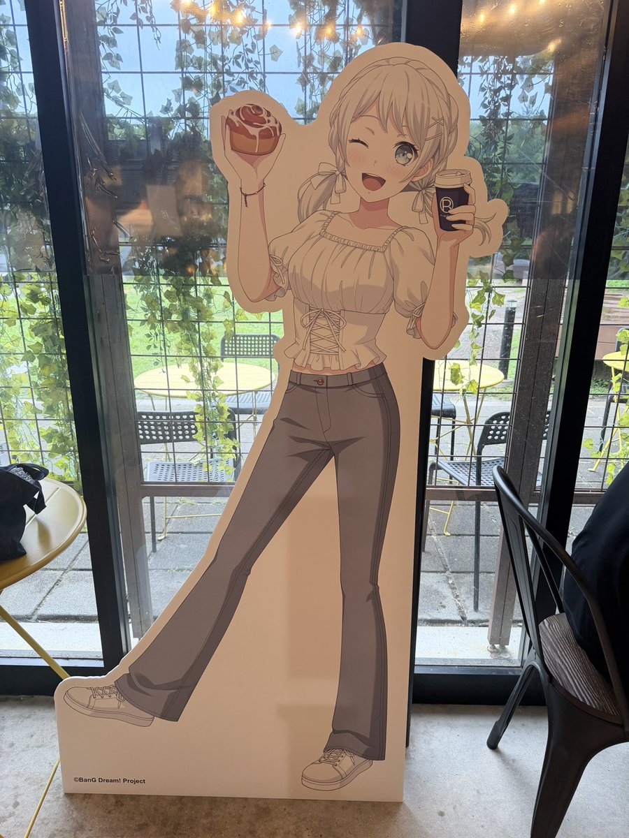 mia_hotpotato's tweet photo. パンコラボきた🥯☕️
コースター交換ありがとう🙏✨ https://t.co/p6omb0s29q