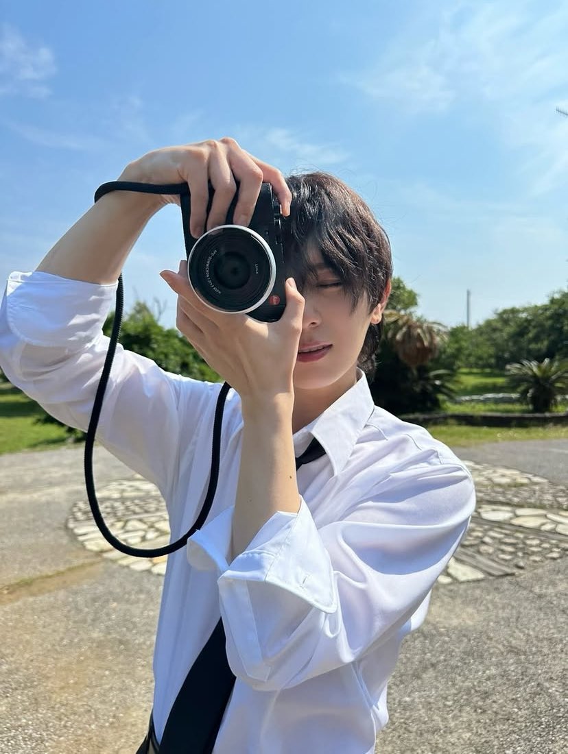 selshios's tweet photo. [Yamada Ryosuke insta 20260705]

Yamada: Starting today at 22:30, “Ichijigen no Sashiki.”
I think this is a work that people will get hooked on once they watch it.
A story that begins when skeletal remains match the DNA of [the protagonist’s] sister, who went missing 4 years ago https://t.co/AzQVinIcca
