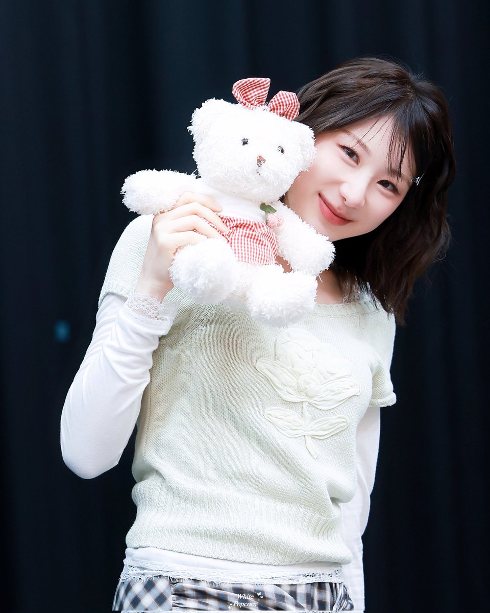 loverchan0111's tweet photo. 260704 위드뮤 이채연 팬싸

🐻‍❄️🐶

#이채연 #LEECHAEYEON #TILLIDIE 
#NoTearsOnTheDancefloor 
#여니왔어요 https://t.co/lmUVMQn8gj