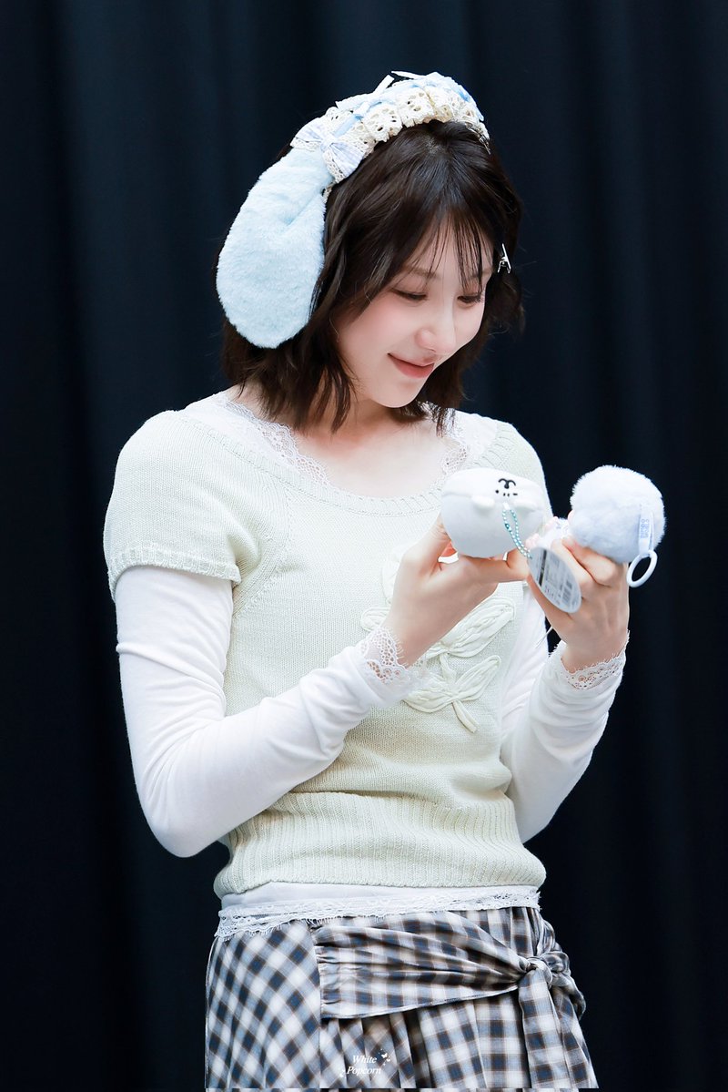 loverchan0111's tweet photo. 260704 위드뮤 이채연 팬싸

🐻‍❄️🐶

#이채연 #LEECHAEYEON #TILLIDIE 
#NoTearsOnTheDancefloor 
#여니왔어요 https://t.co/lmUVMQn8gj