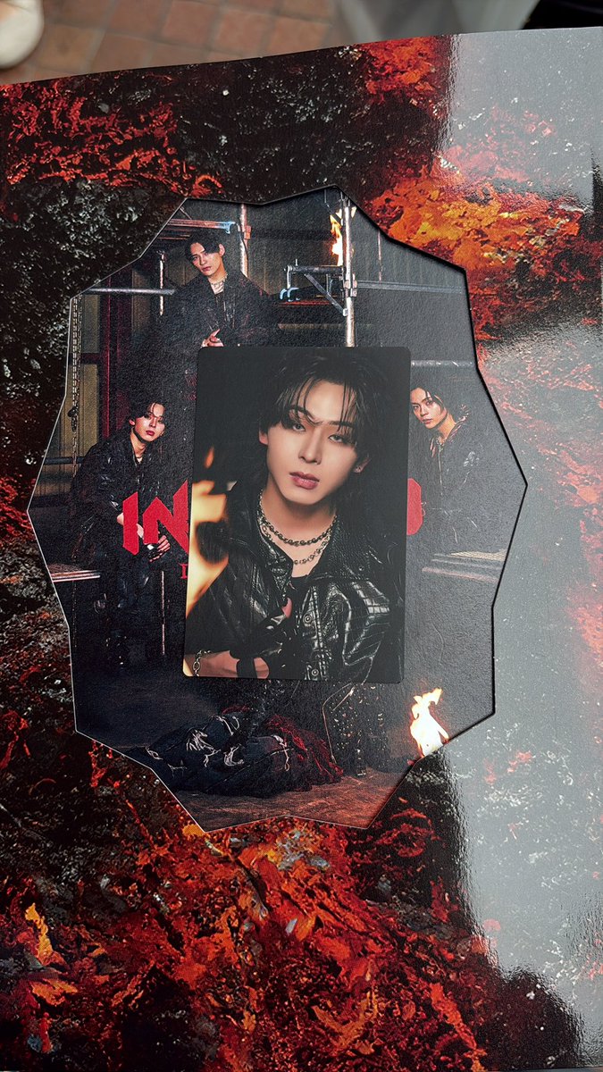 __ks78nc's tweet photo. INFERNO パンフレット　ONE N' ONLY
譲　EIKU
求　NAOYA
現地にて交換お願いします https://t.co/MYLDa57KXP