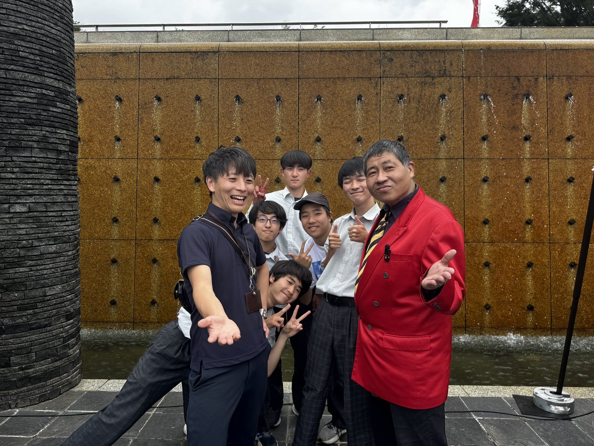 hsntmk's tweet photo. 漫談家のゆきおとこ@yukiotoko0617 さんが
ブースに遊びに来てくださりました！
ありがとうございます😊👍 https://t.co/st5D0dCtsM