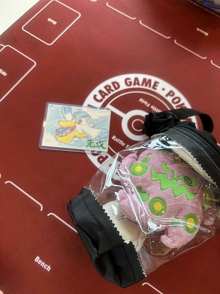 Mackey_D_'s tweet photo. 今日はスカイツリーでポケカ対戦です。先行後攻マーカー、昨日描きました。ポケミク仕様です。めっちゃ良きでは？ https://t.co/rJupz6NhNN