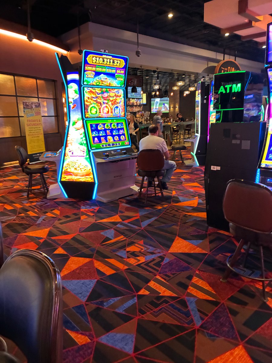 Aulay3Jim's tweet photo. @BillKrackman Bill, I’m at the Kansas star Casino. I found a sour router. My wife is getting mad at me because I’m yelling, sour router, sour router. https://t.co/kKJg6QOD3s