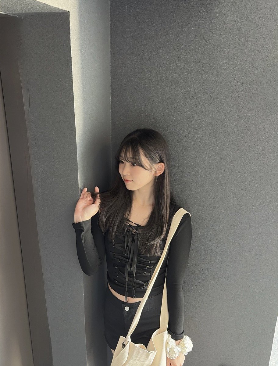 hkt_minami's tweet photo. おはようございます☀

今日はオンラインお話し会よろしくお願いします☺️
全完売本当にありがとう😭
幸せな1日にしましょう🤍🎀
#hkt48 #Boosty https://t.co/W0vyXSiMT7